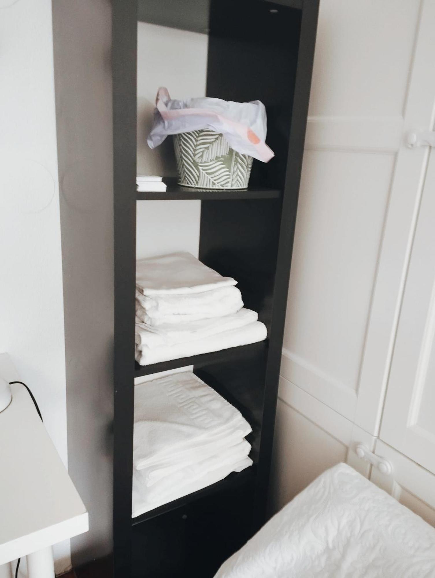 Ideal For Camino Quiet Basic Room Away From Crowds In Private House Zizur Mayor Eksteriør billede